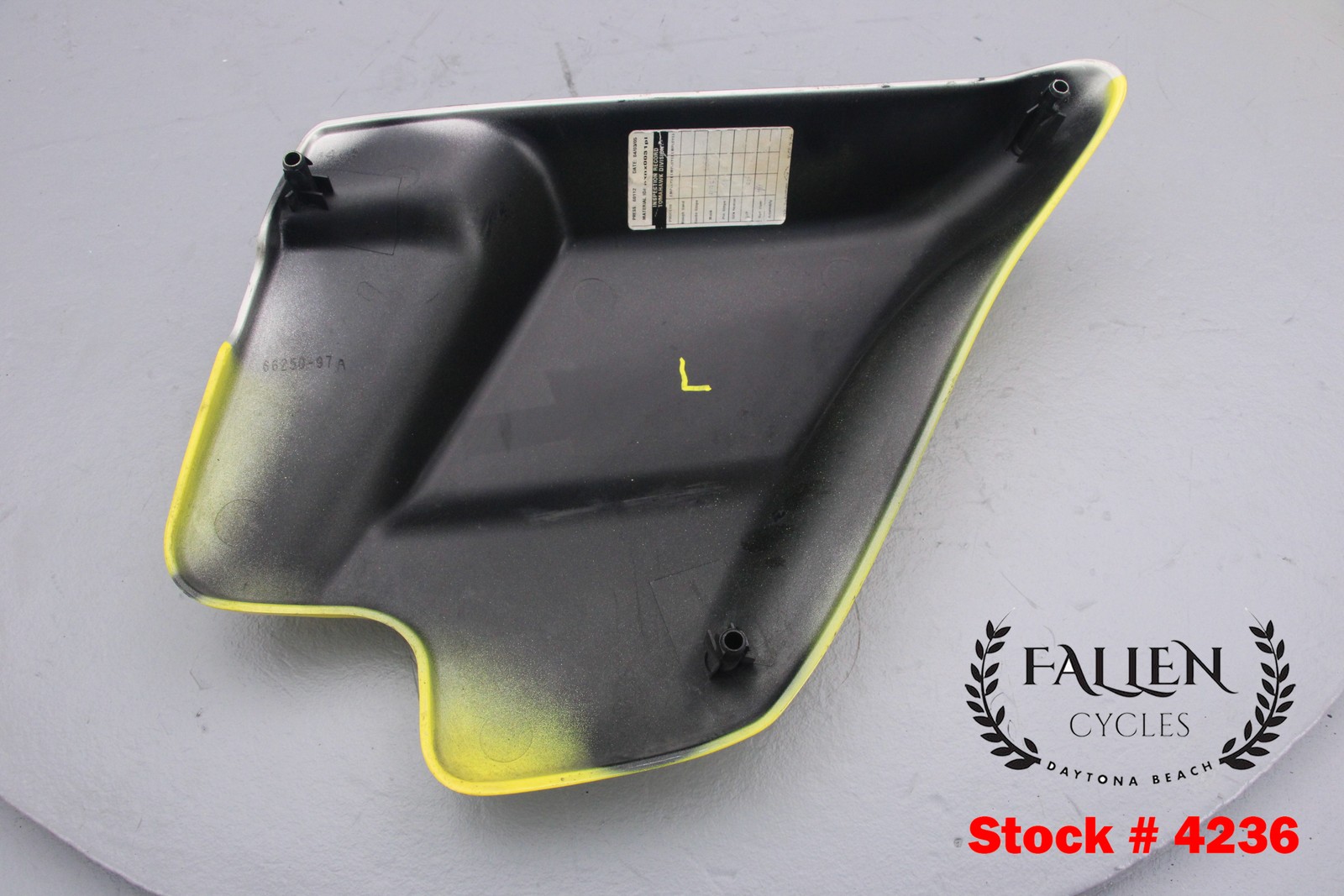 2005 Harley Electra Glide CVO Side Cover Panel Set SUNRISE YELLOW / SILVER #4236
