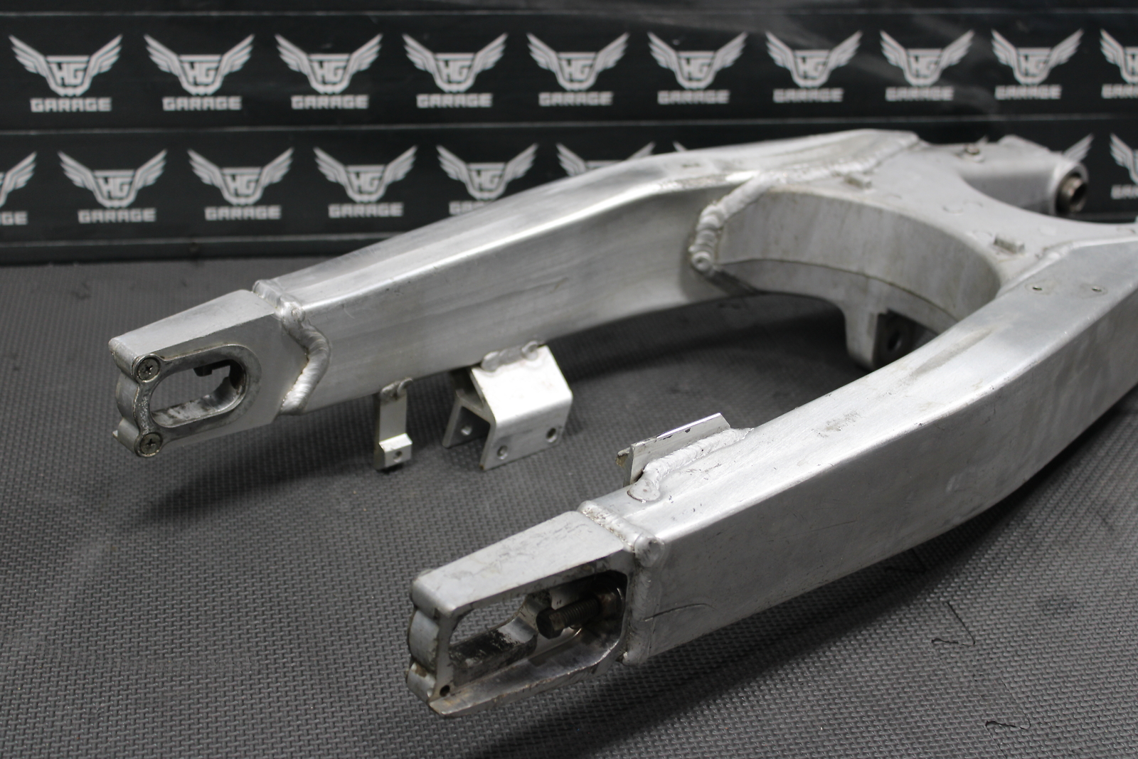 2001 Honda 00-01 CR125R OEM Swingarm Swing Arm Suspension Read Desc!