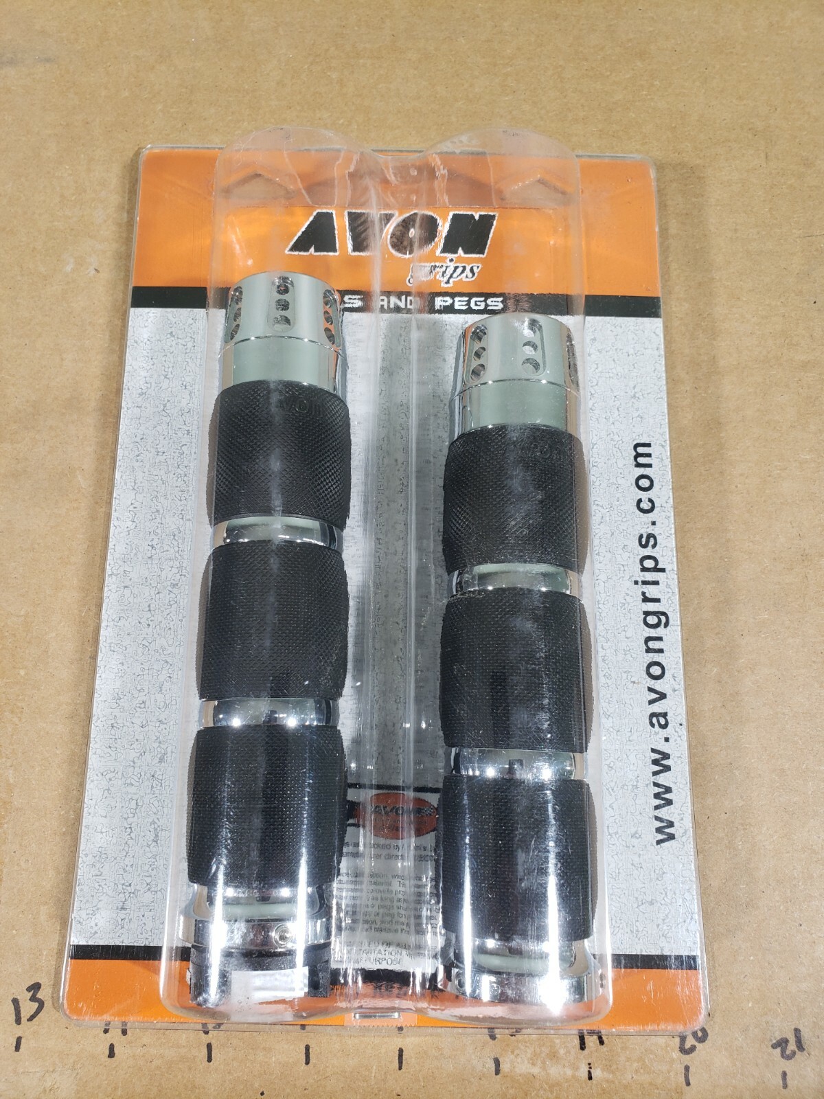 Avon Grips Air Cushion Grips for Scout Chrome, Gatlin TR 402737 IN-S-AIR-90C-GA