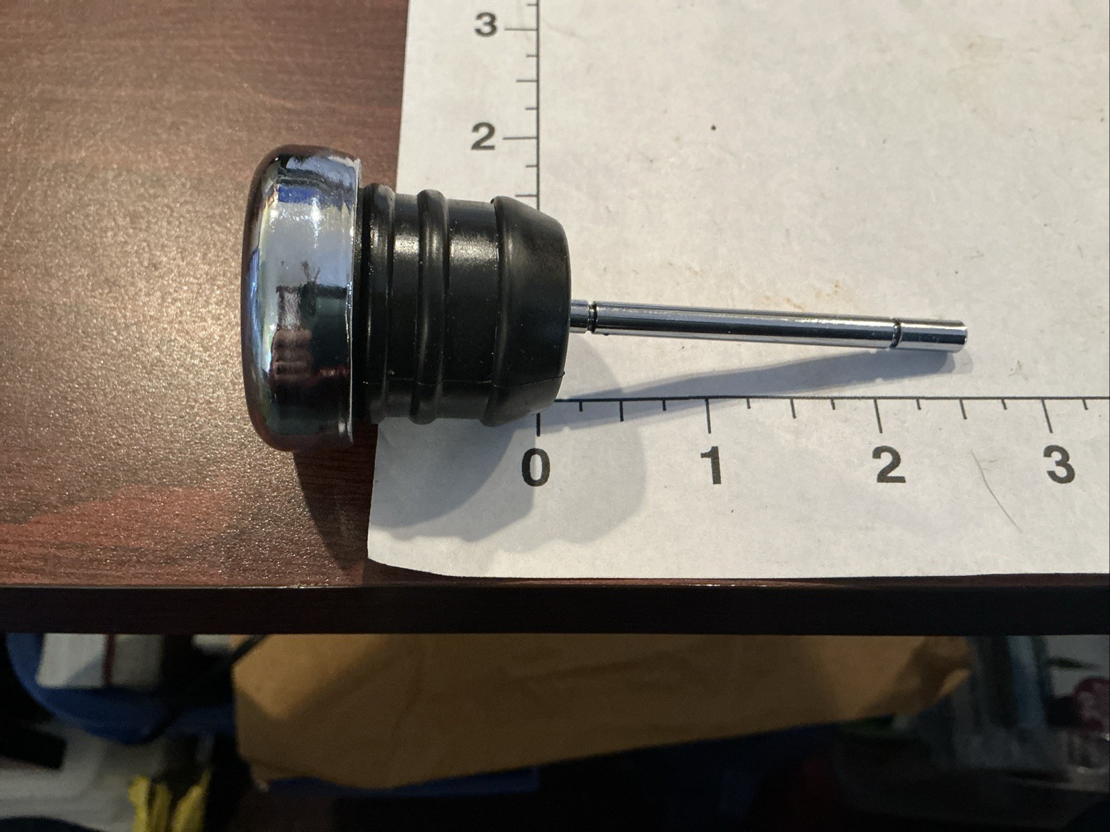 Harley-Davidson Chrome Circle Lined Oil Filler Cap with Short Dipstick