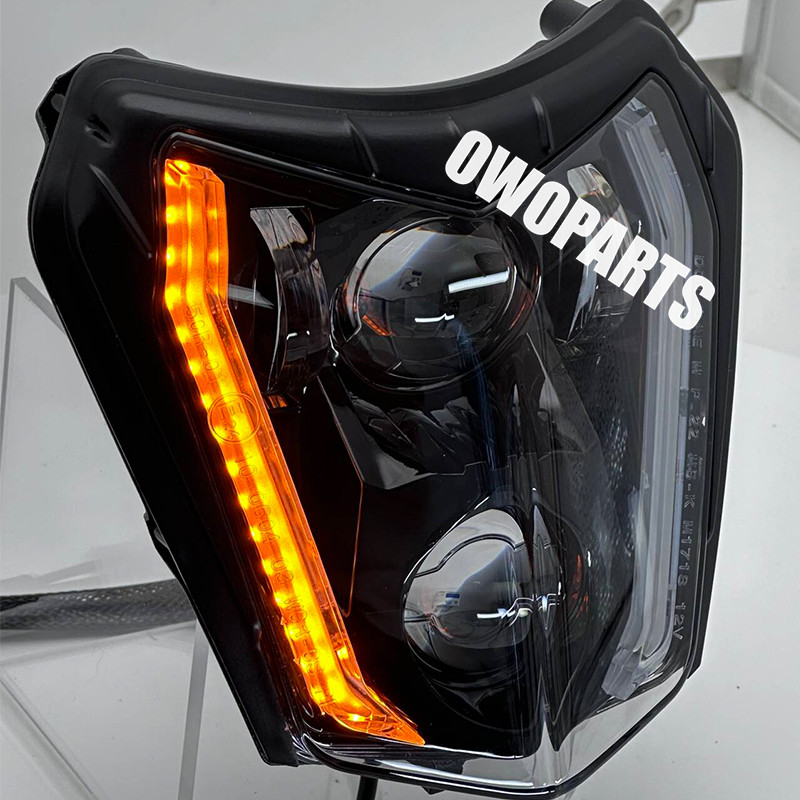 For KTM 250 350 450 500 690 Enduro R SMC-R Headlight DRL with Yellow Turn Signal