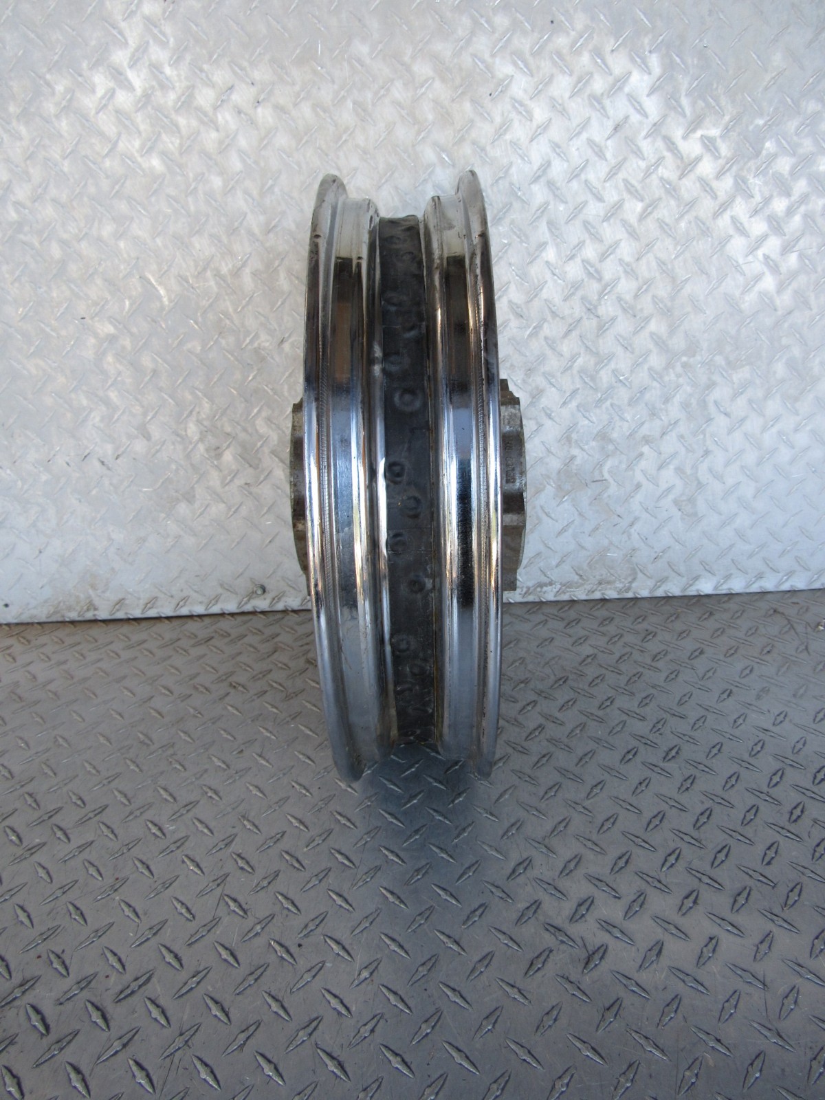 2003 03 YAMAHA XVS1100A XVS 1100 V-STAR CLASSIC FRONT RIM