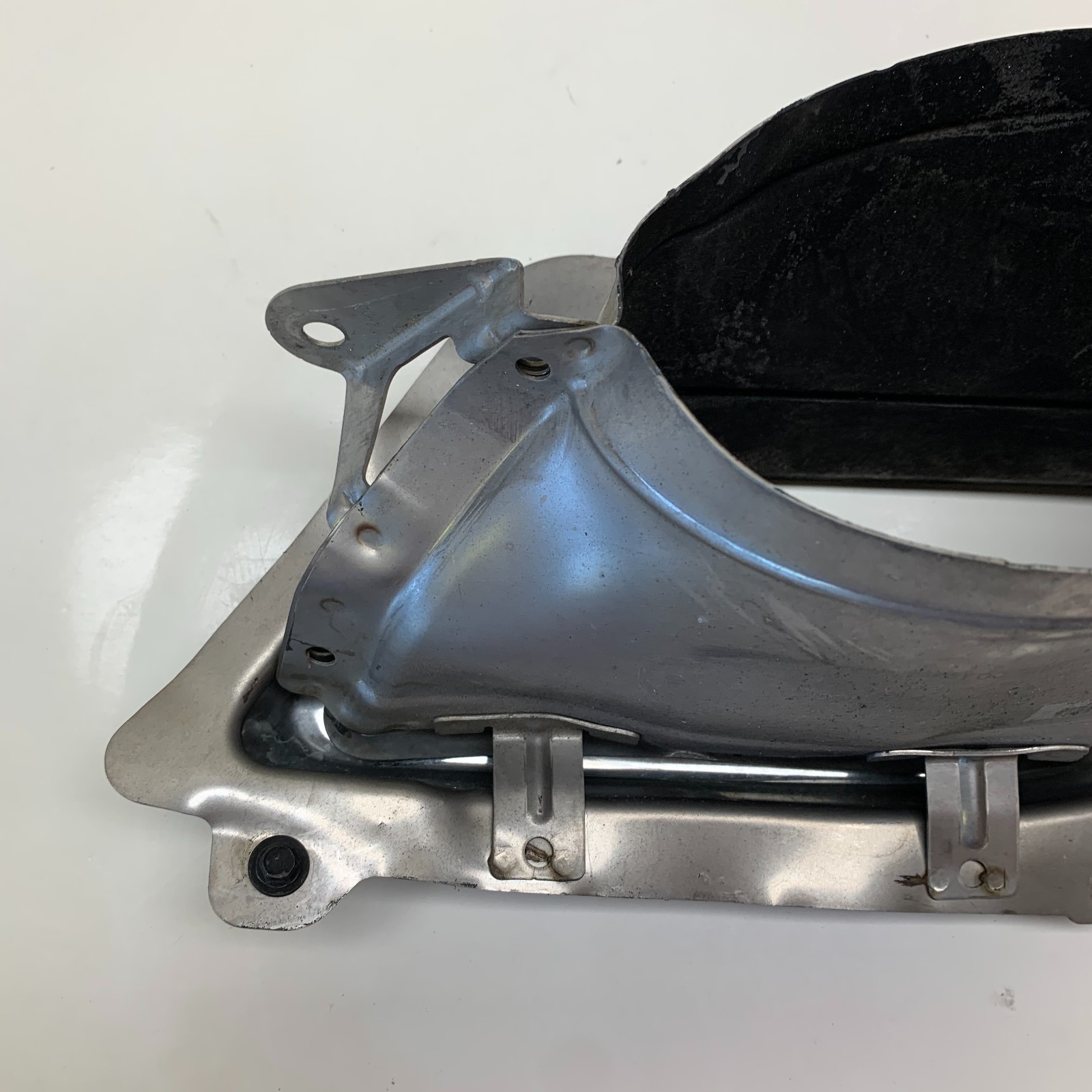 2014- 2016 Cadillac CTS Rear Right Side Exhaust Tip Bezel Sleeve 22753150 OEM