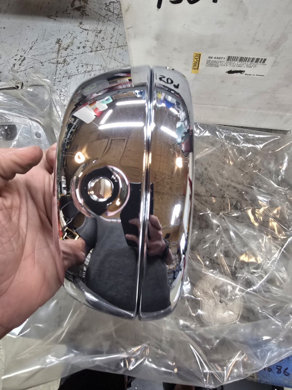Emgo Head Light Shell 7″, Flatback, Bsa A65 Triumph T120 T150 1971-72 D953