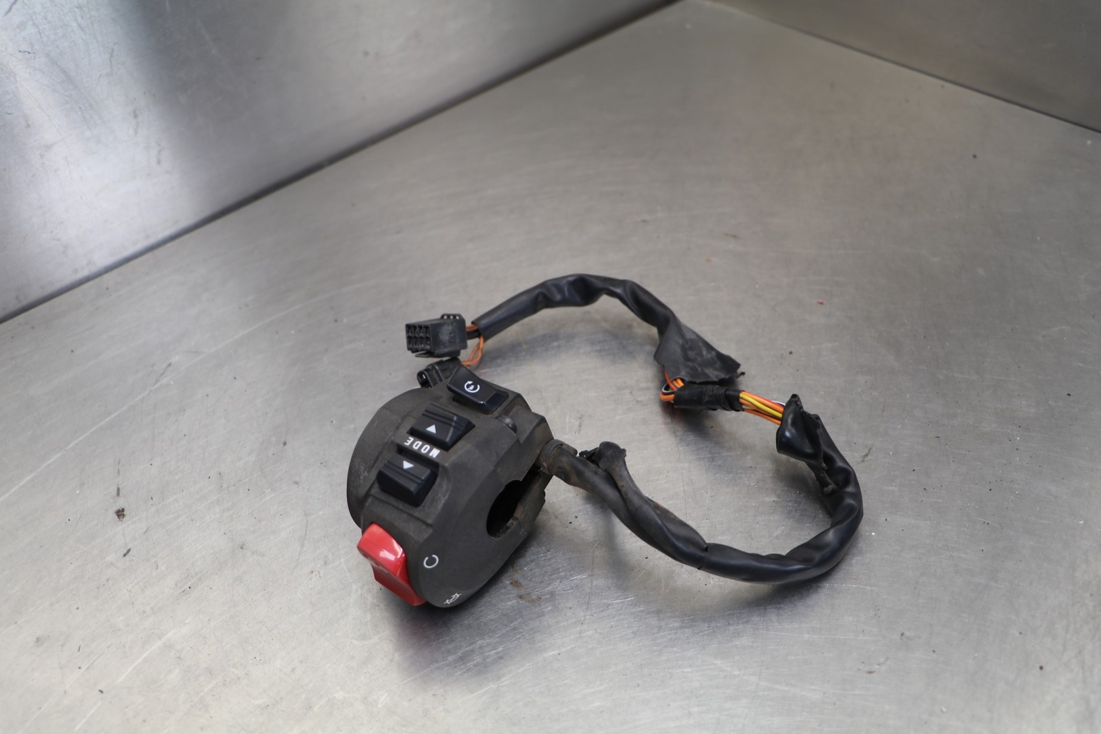 08-09 SUZUKI GSXR600 GSXR 600 RIGHT CLIP ON HANDLE KILL OFF START SWITCH