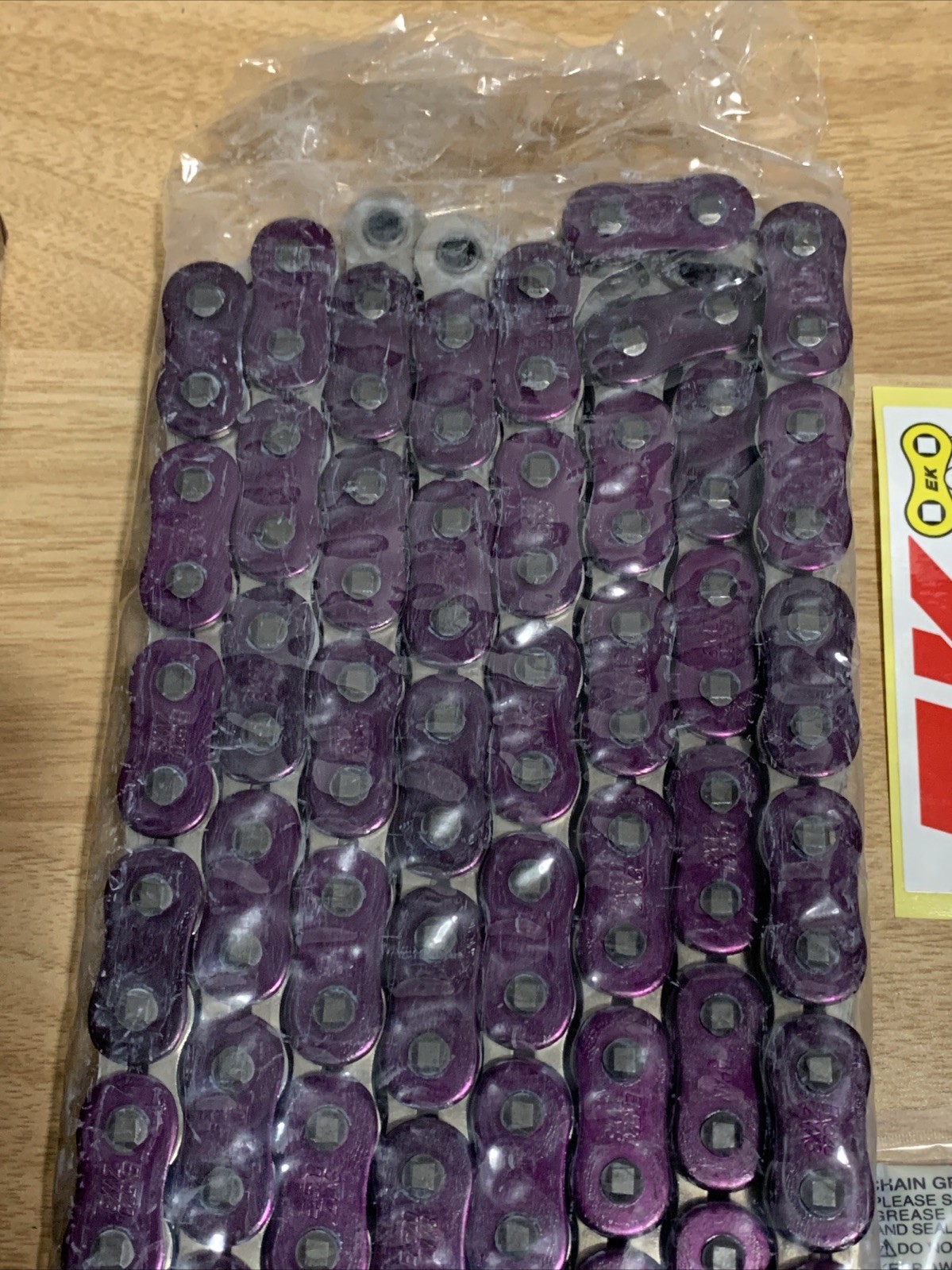 EK Chain 520 Purple ZVX3 – Sportbike Chain- 120 Links | 520ZVX3-120AP
