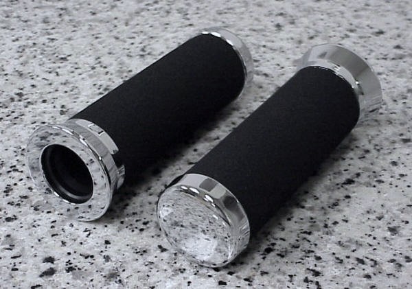 Suzuki Volusia Intruder 1500 Boulevard S40 C50 M50 C90 M90 CHROME FOAM GRIPS