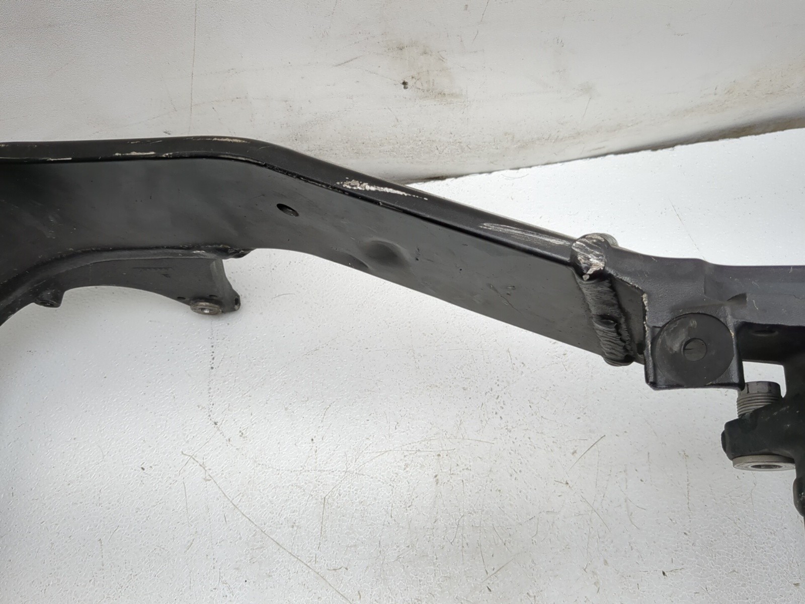 04 05 Suzuki GSXR 600 Main Frame Chassis STRAIGHT SLVG JS1GN7CAX52100187