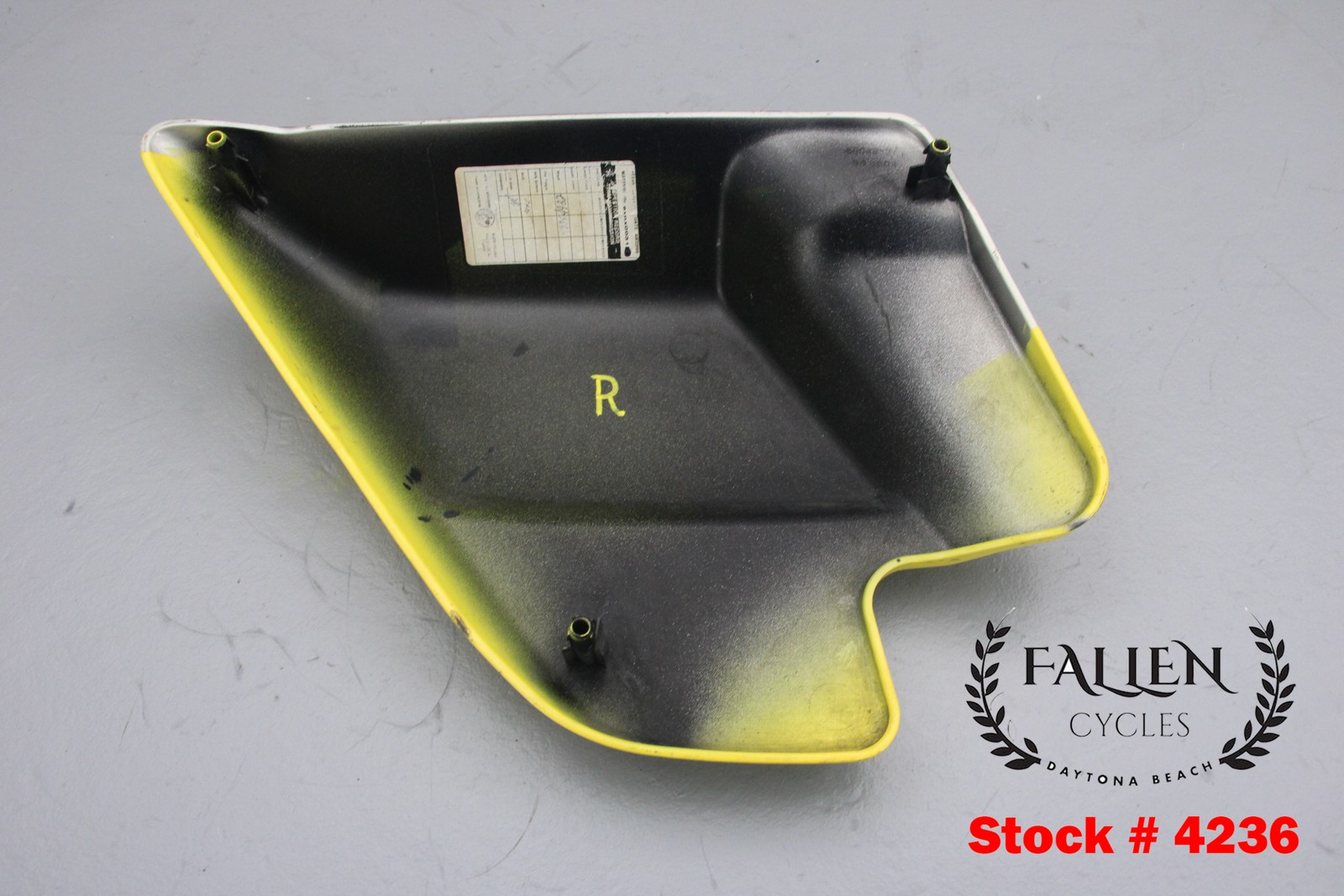 2005 Harley Electra Glide CVO Side Cover Panel Set SUNRISE YELLOW / SILVER #4236