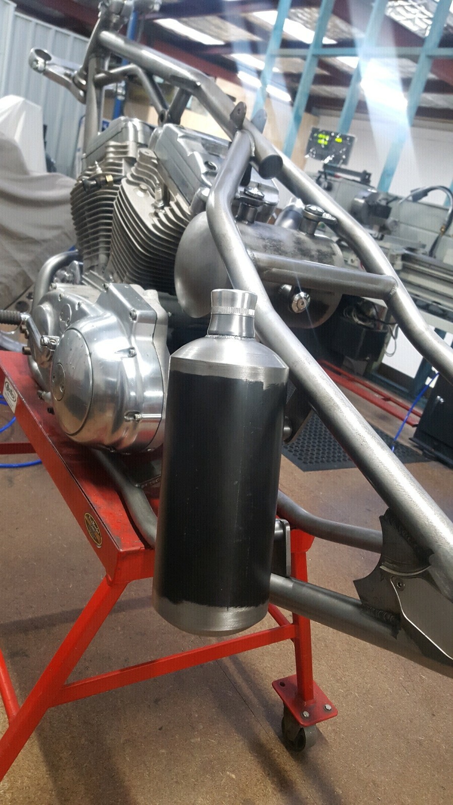 Tinworksinc Fuel Cell Auxiliary Gas Tank/Bobber/Chopper/Triumph/BSA/Cafe