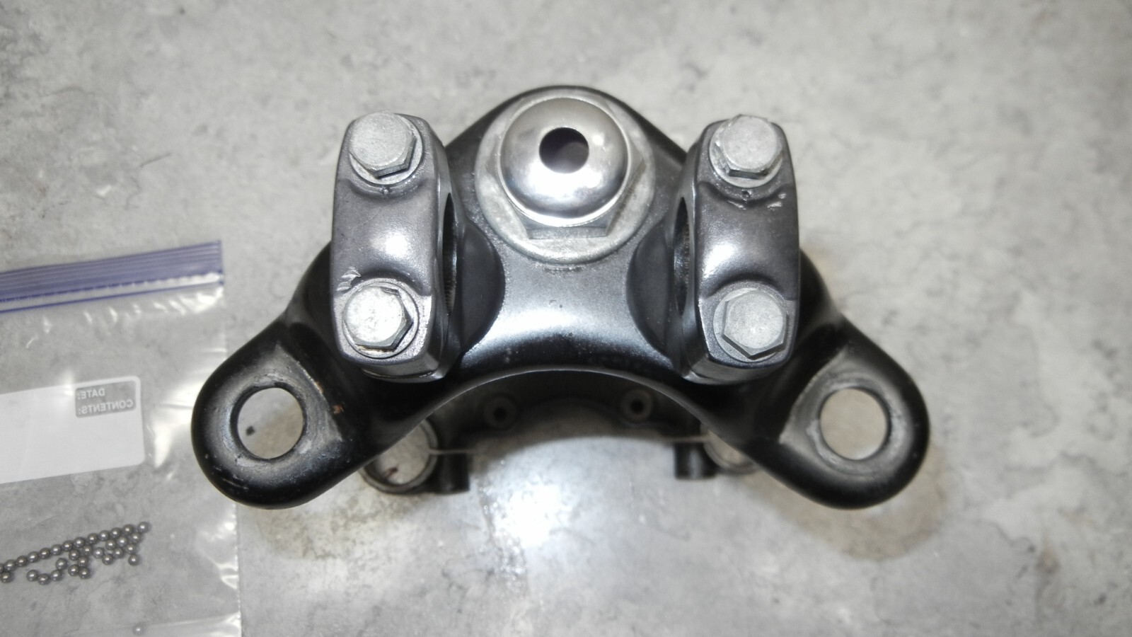 1979 HONDA XR80A XR 80 A TRIPLE TREE STEERING STEM FORK CLAMPS 53200-176-000