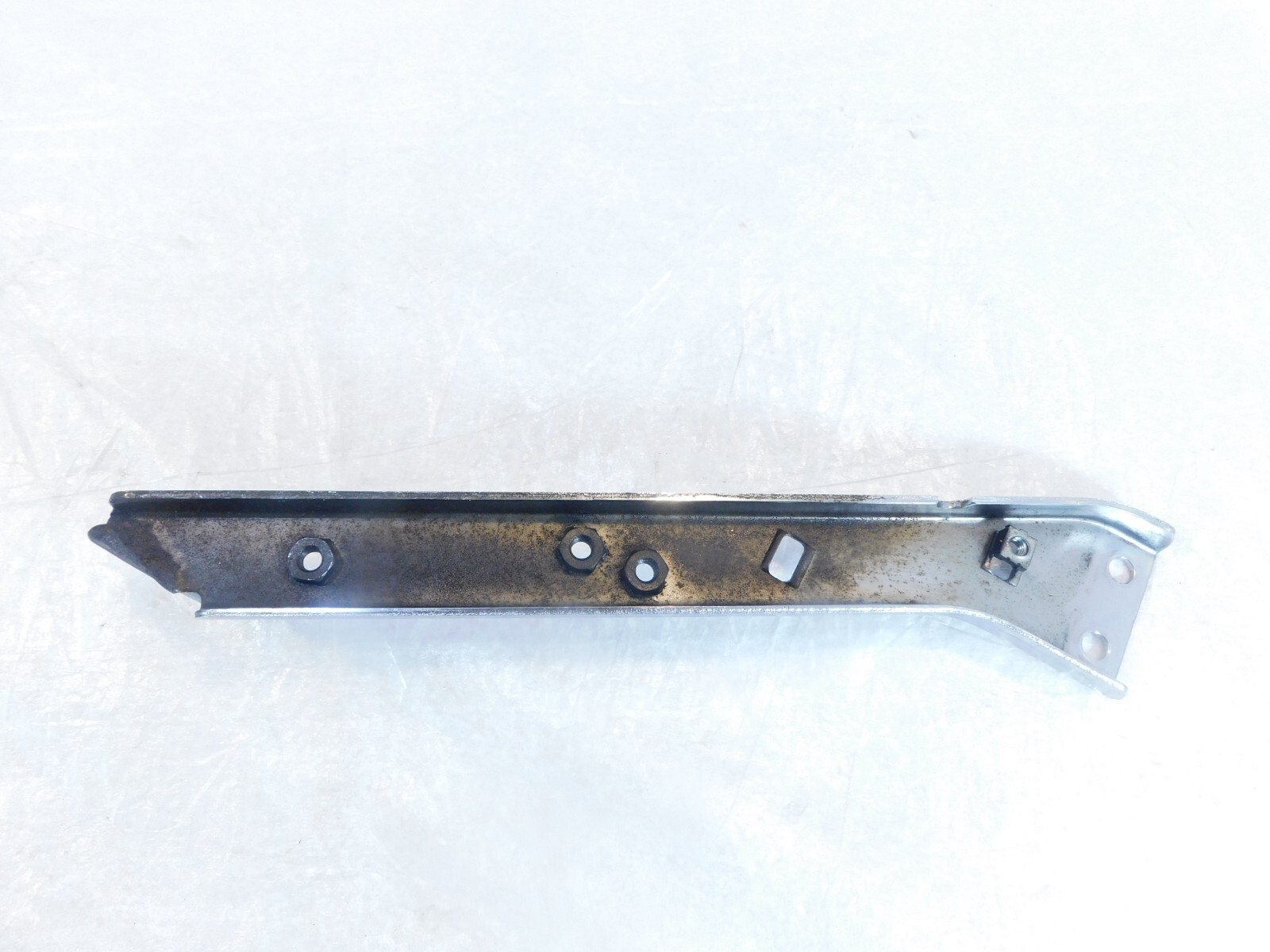 Harley Electra Glide & Road King Right Saddlebag Rail Support Bracket Guard