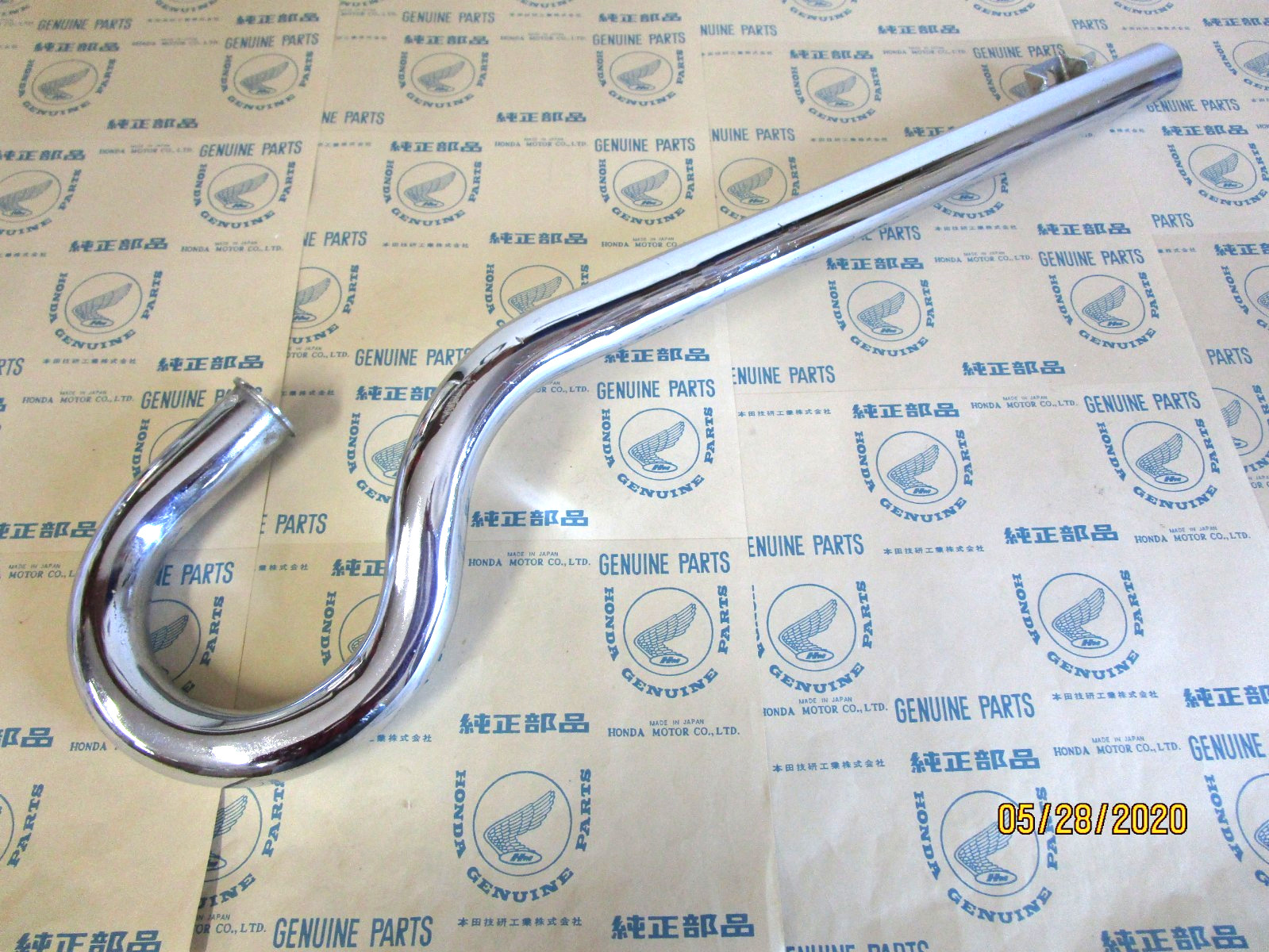 HONDA CL175 1968-1969 Honda 175 Scrambler NOS Left Exhaust Pipe 18220-236-000