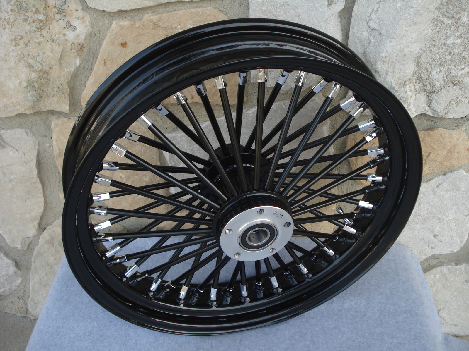16″ KCINT BLACK FAT SPOKE S/D FRONT WHEEL HARLEY HERITAGE FAT BOY DELUXE 2000-06