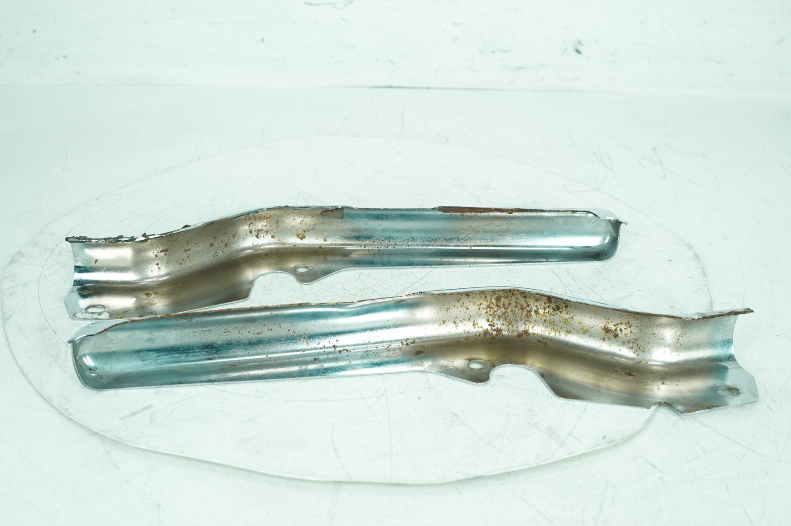 2002 Harley-Davidson Road King Police Fender Struts Bracket 47502-97 FLHPI