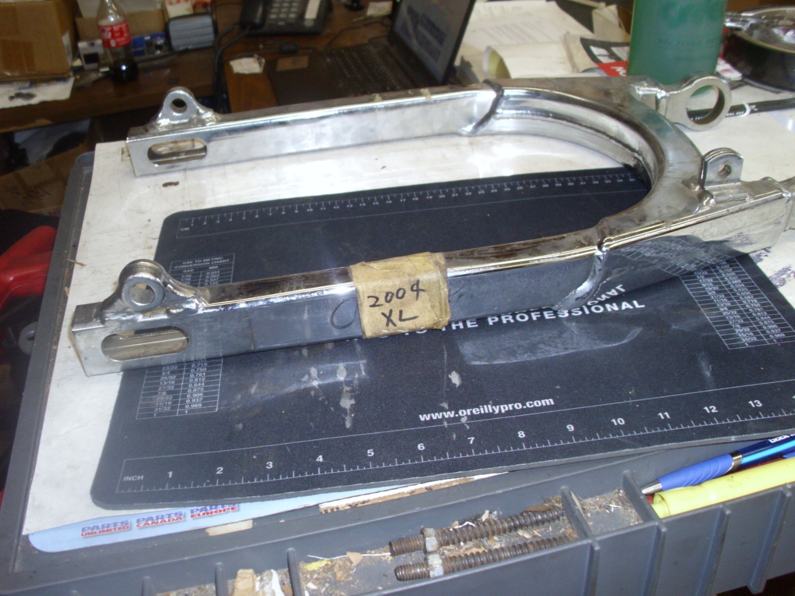 OEM Harley-Davidson Sportster XL (Chromed) REAR FORK Swingarm 47566-04, USED!#