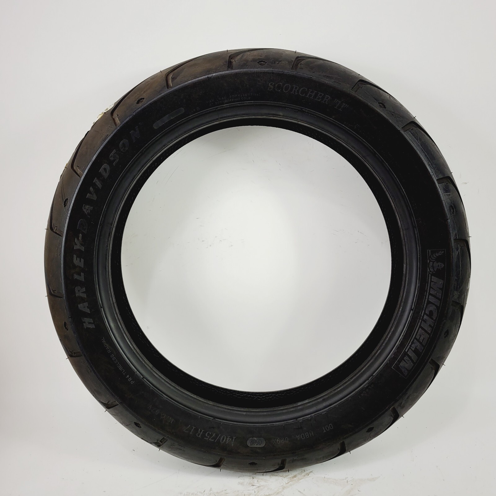Michelin Scorcher II 140/75R17 Blackwall Tire fits 2007-2017 Harley Davidson