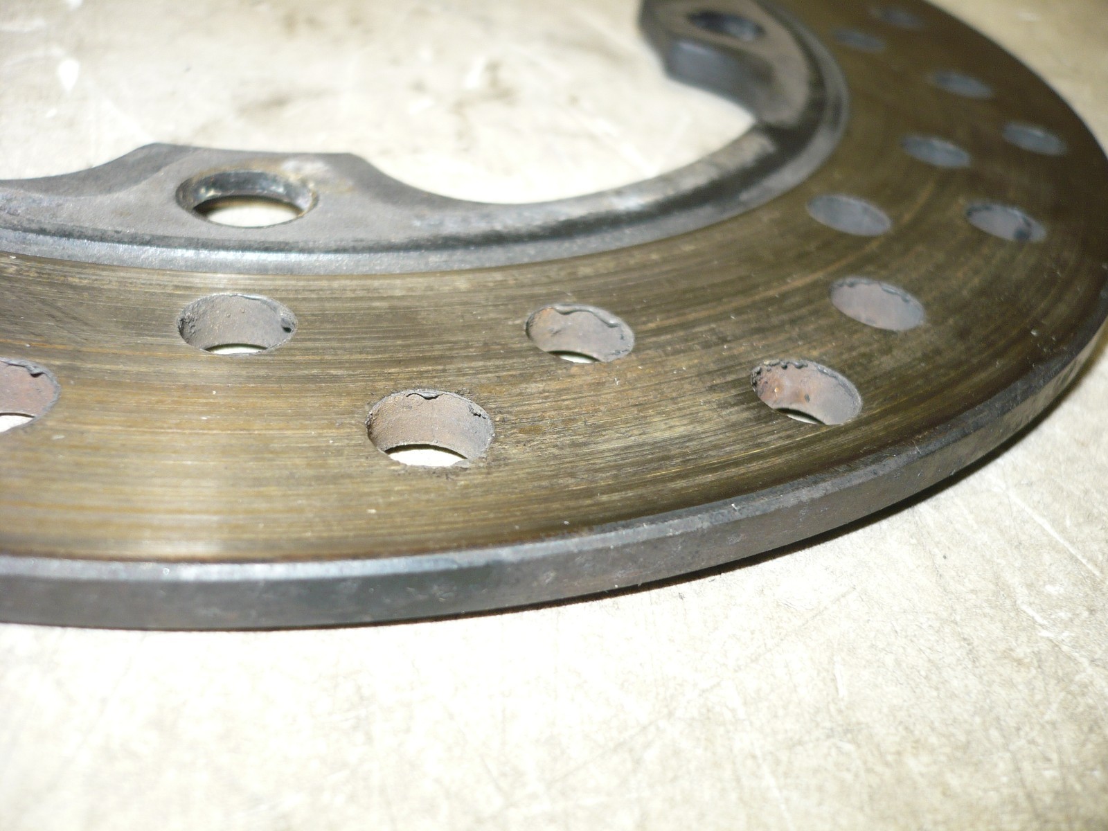 Honda 92 CBR600 CBR600F2 rear back brake rotor disc 4.5mm 43251-KEA-000