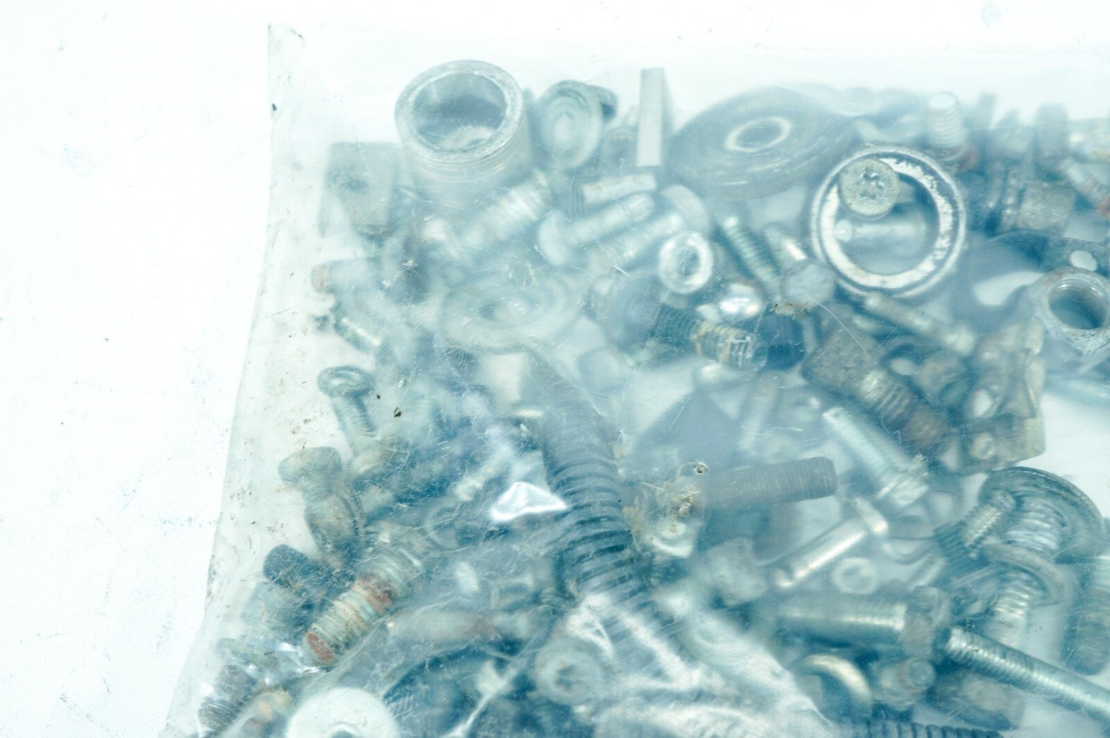 08 Harley Electra Ultra Shrine Touring OEM Hardware Bolts Nuts & Brackets 1320