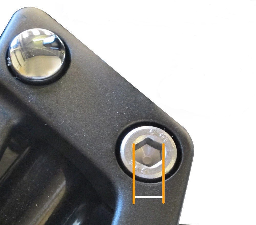 5/16 in. Chrome Caps/Plugs (pack of 4) fits Harley-Davidson Handlebar Top Clamp