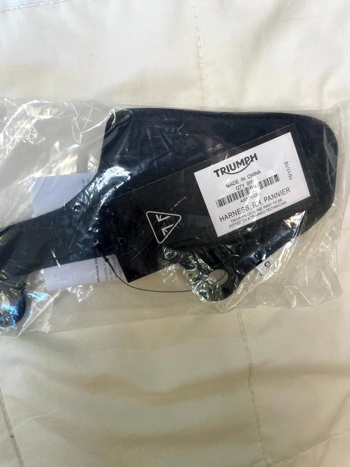 OEM Triumph Thruxton 1200 R Black Nylon Side Panniers Saddlebags Rails A9518150