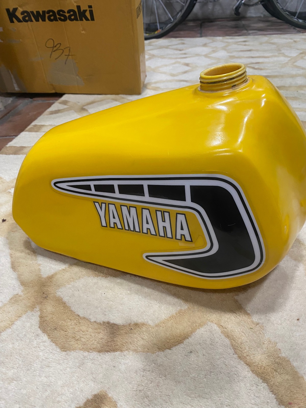 1981 Yamaha YZ 465 Fuel tank and side covers OEM!