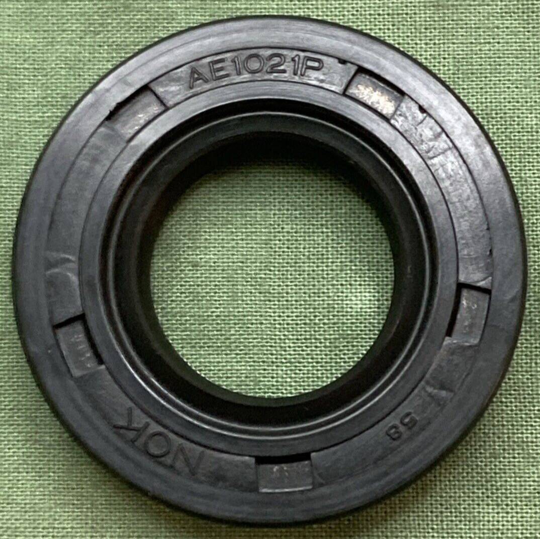 NEW GENUINE SUZUKI 09283-20034 OIL SEAL, LH A100 AS100 AC100 AS50 AC50 F50 T125