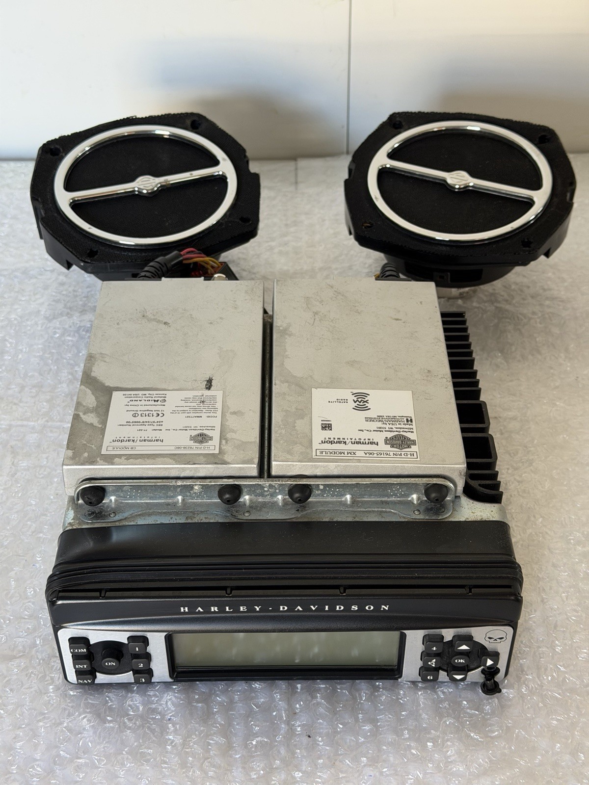Harley Davidson Radio 76160-06 CB Module 76236-06C XM Module76165-06A Speakers