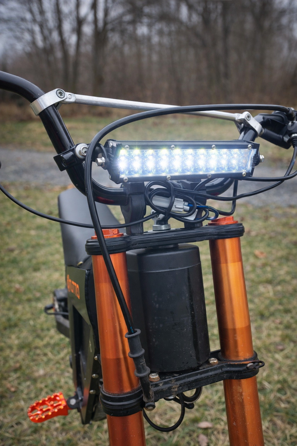 Tuttio Plug & Play LED Headlight Light Bar Kit with Switch and mounts – USA