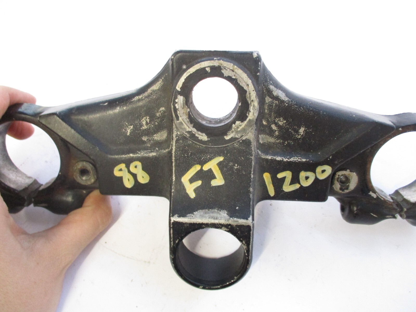 YAMAHA FJ1200 UPPER STEERING STEM TRIPLE TREE 47M-23435-00-00 FJ 1200 lm