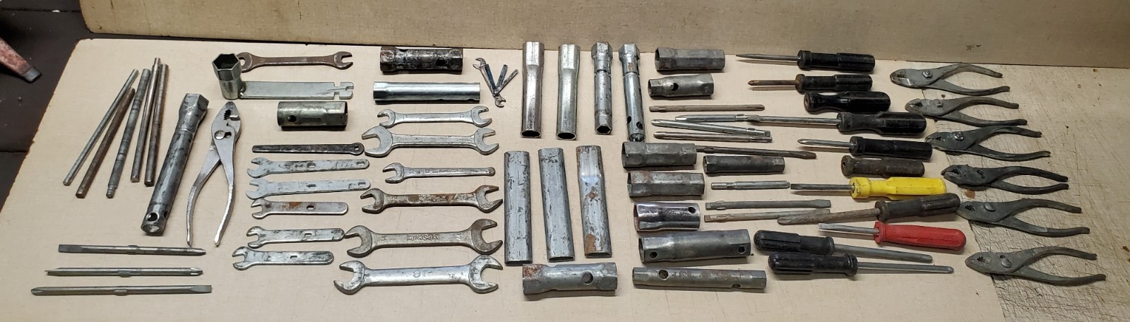 KAWASAKI TOOL KIT TOOLS H1 500 H2 750 S1 S2 A1SS KZ Z1 900 KE F9 125 250 350 100