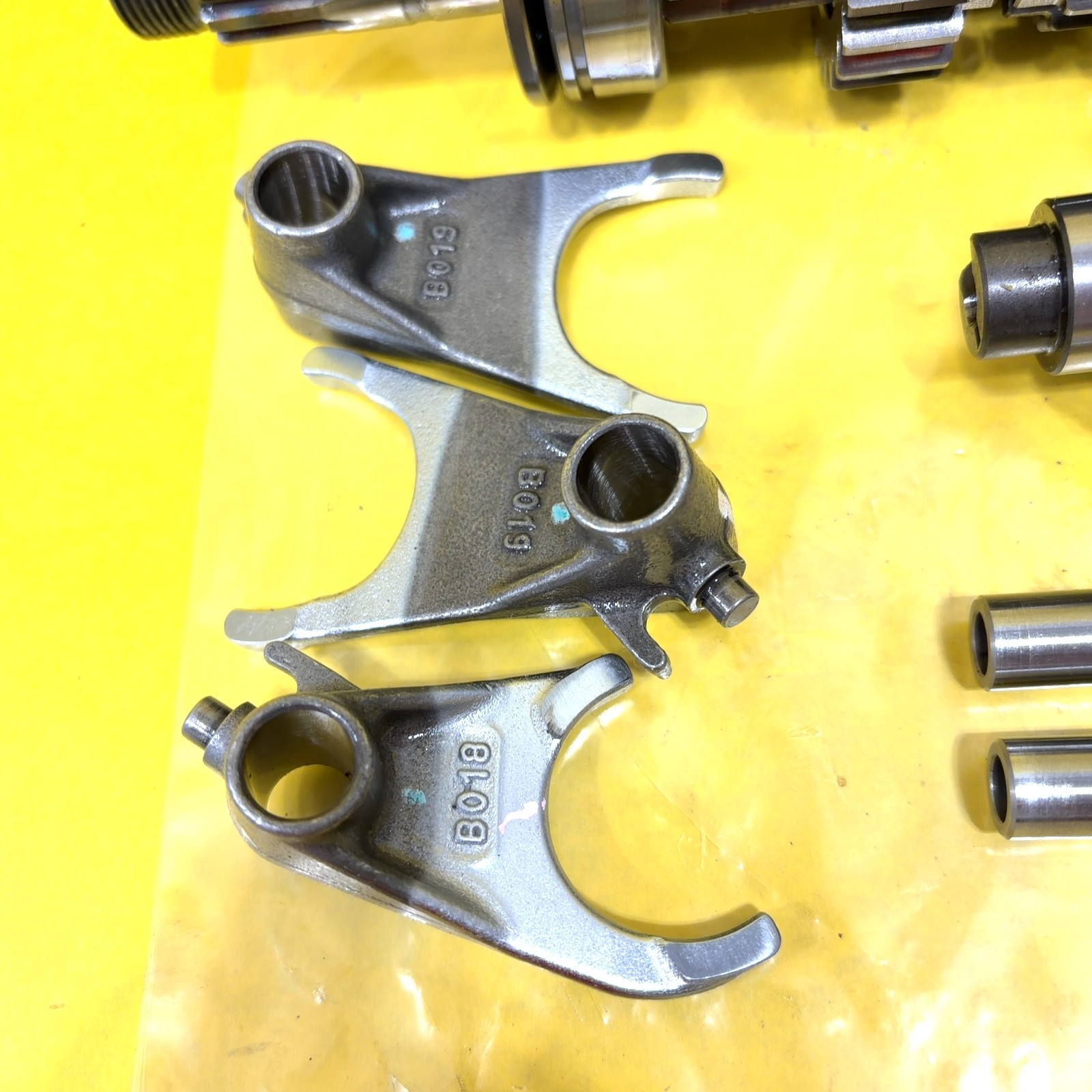 25-26 KAWASAKI NINJA ZX4RR ZX4R OEM ENGINE MOTOR TRANSMISSION TRANNY GEARS