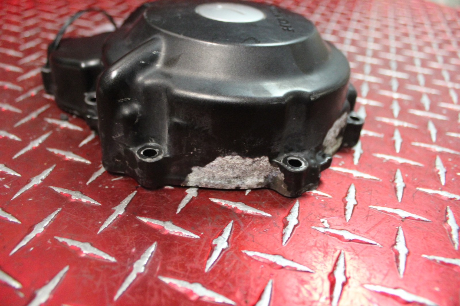 11 – 13 2011 – 2013 CBR 250 250R OEM STATOR COVER HAS OXIDATION dnd