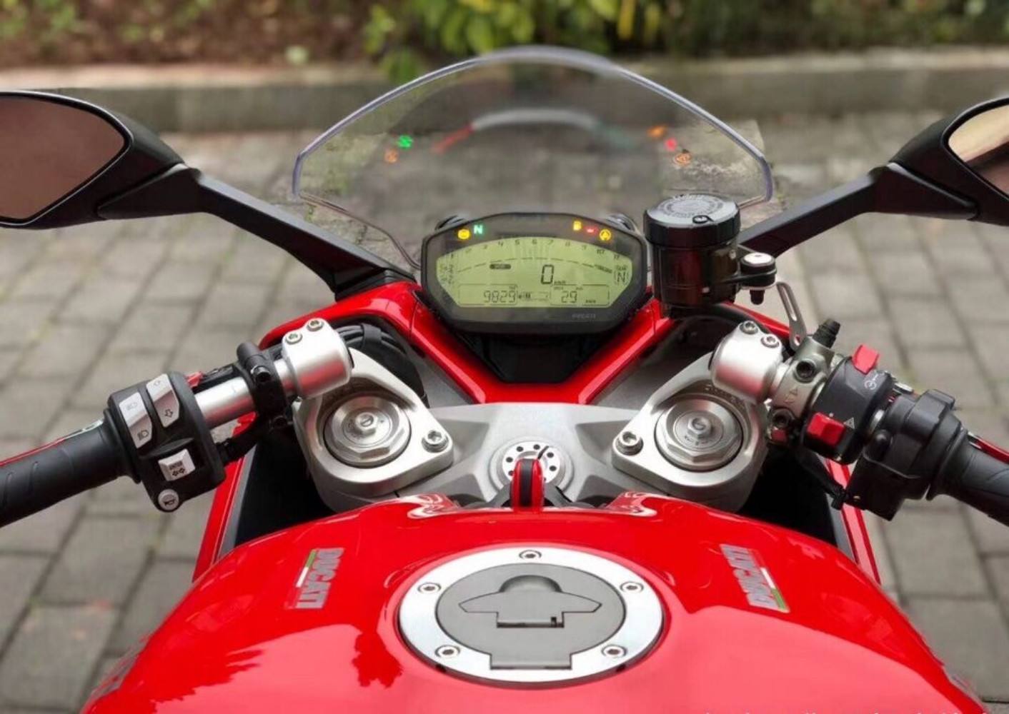 Speedometer Tachometer Instrument Housing Cover for 1199 1299 Panigale 848 1198