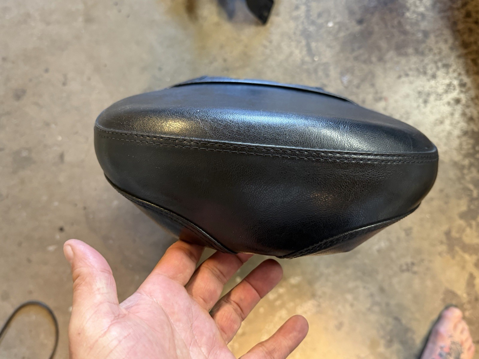 2004 -2019 Triumph Rocket III Roadster, Classic Seat Like New Has All Hardware