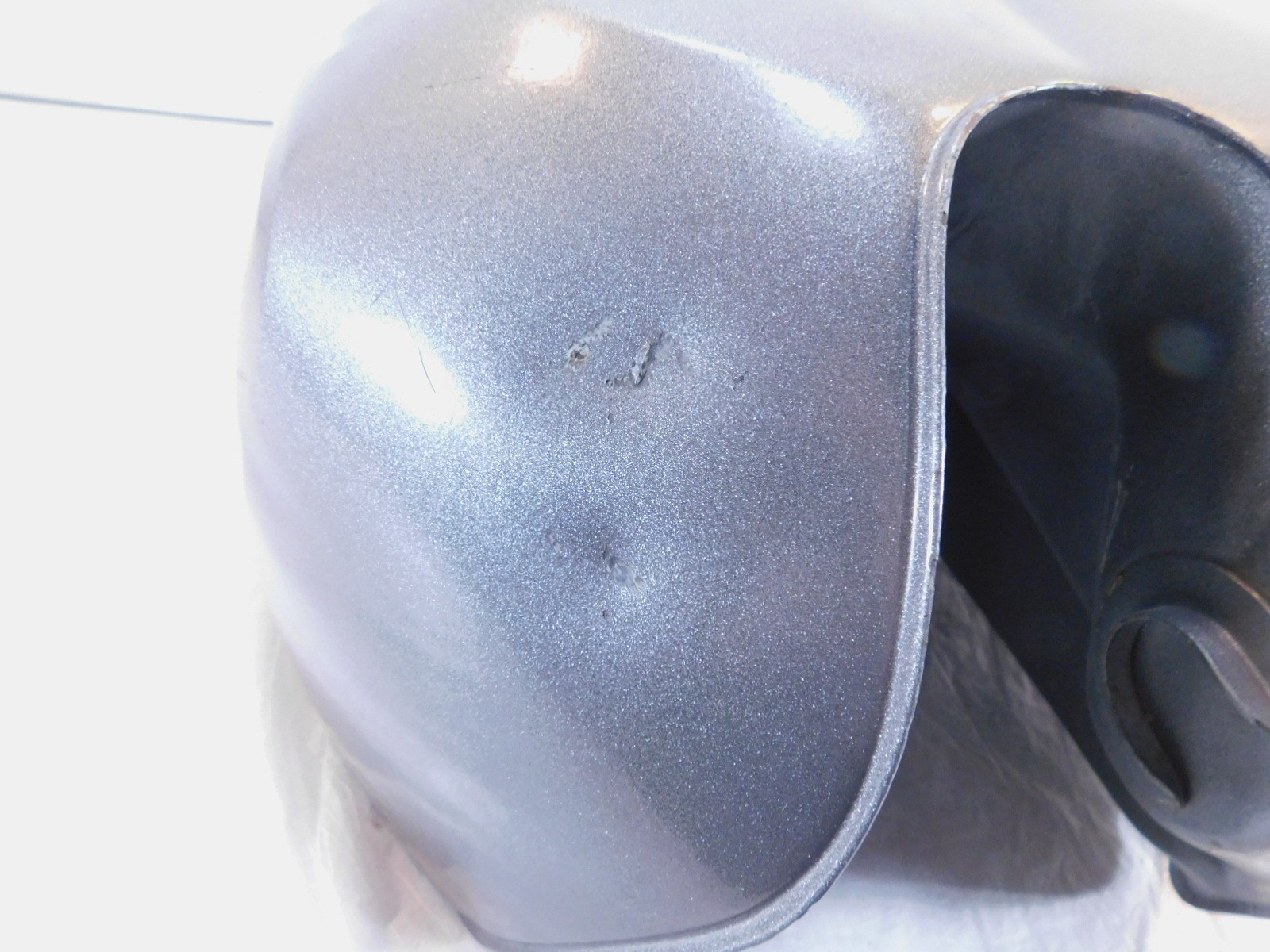 1979-1981 Suzuki GS850G 850G Silver Fuel Gas Petrol Tank Reservoir Cell – Dented