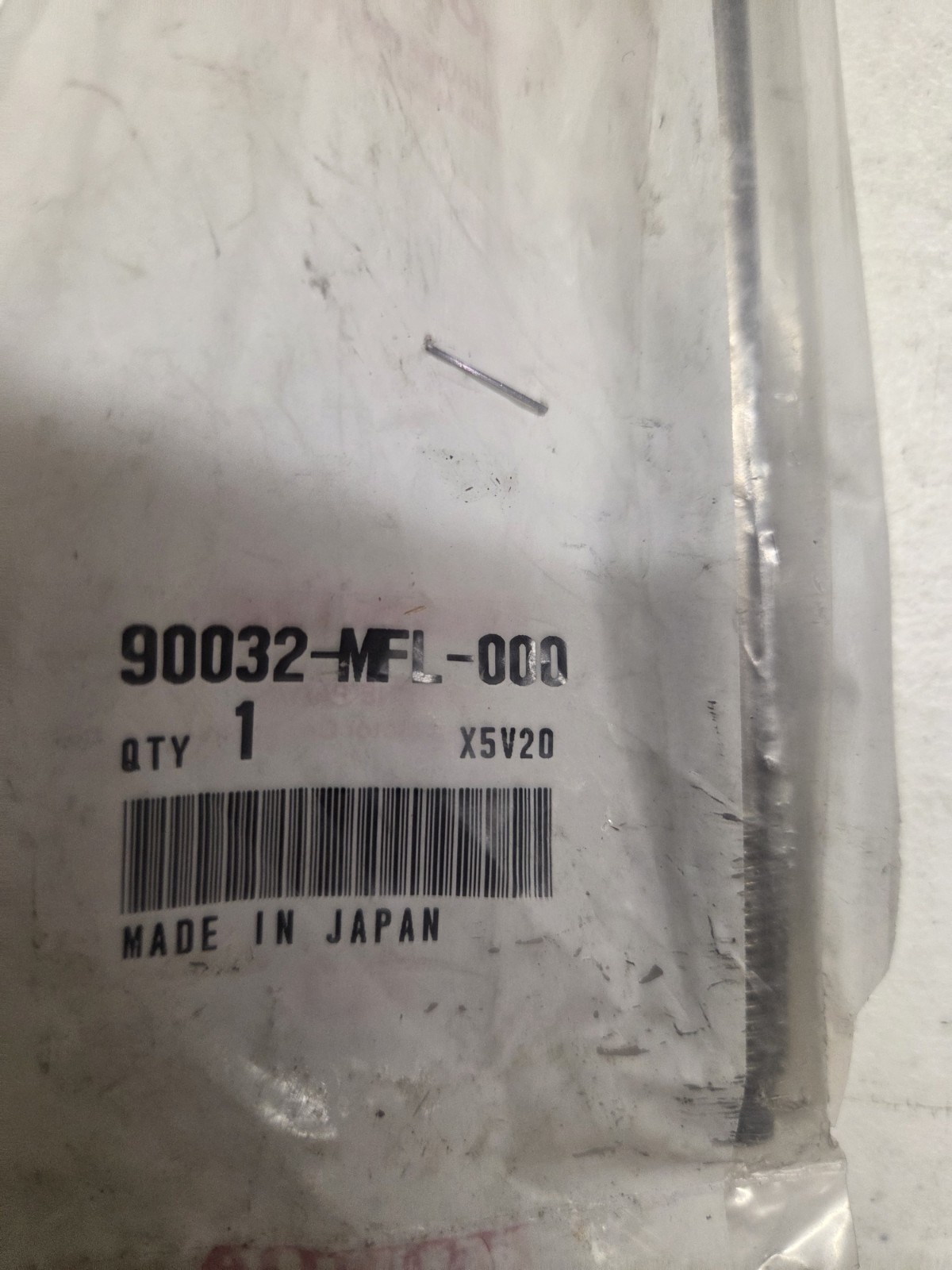 08 – 25 Honda CBR1000RR stud bolt 90032-MFL-000 #dw7