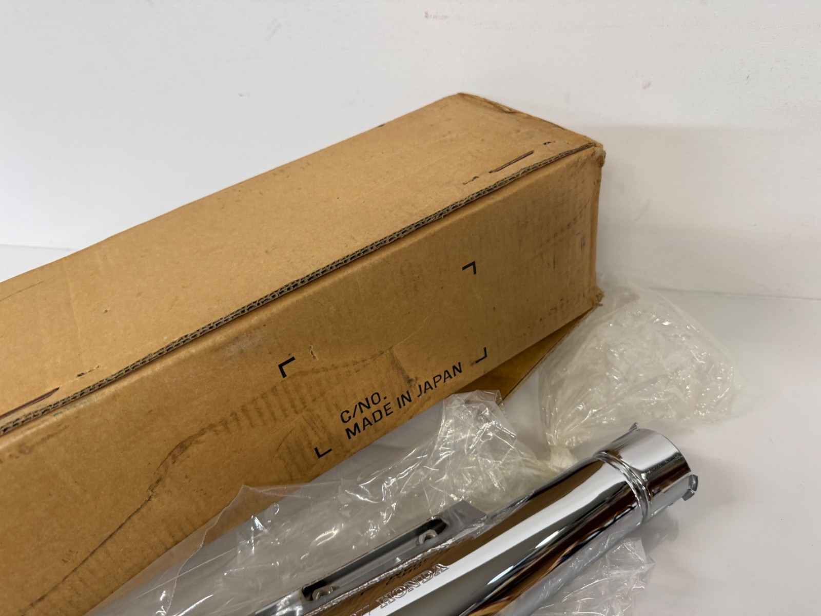 NOS Honda CB400F CB Four Supersport Exhaust Muffler 18310-377-017 OEM Genuine