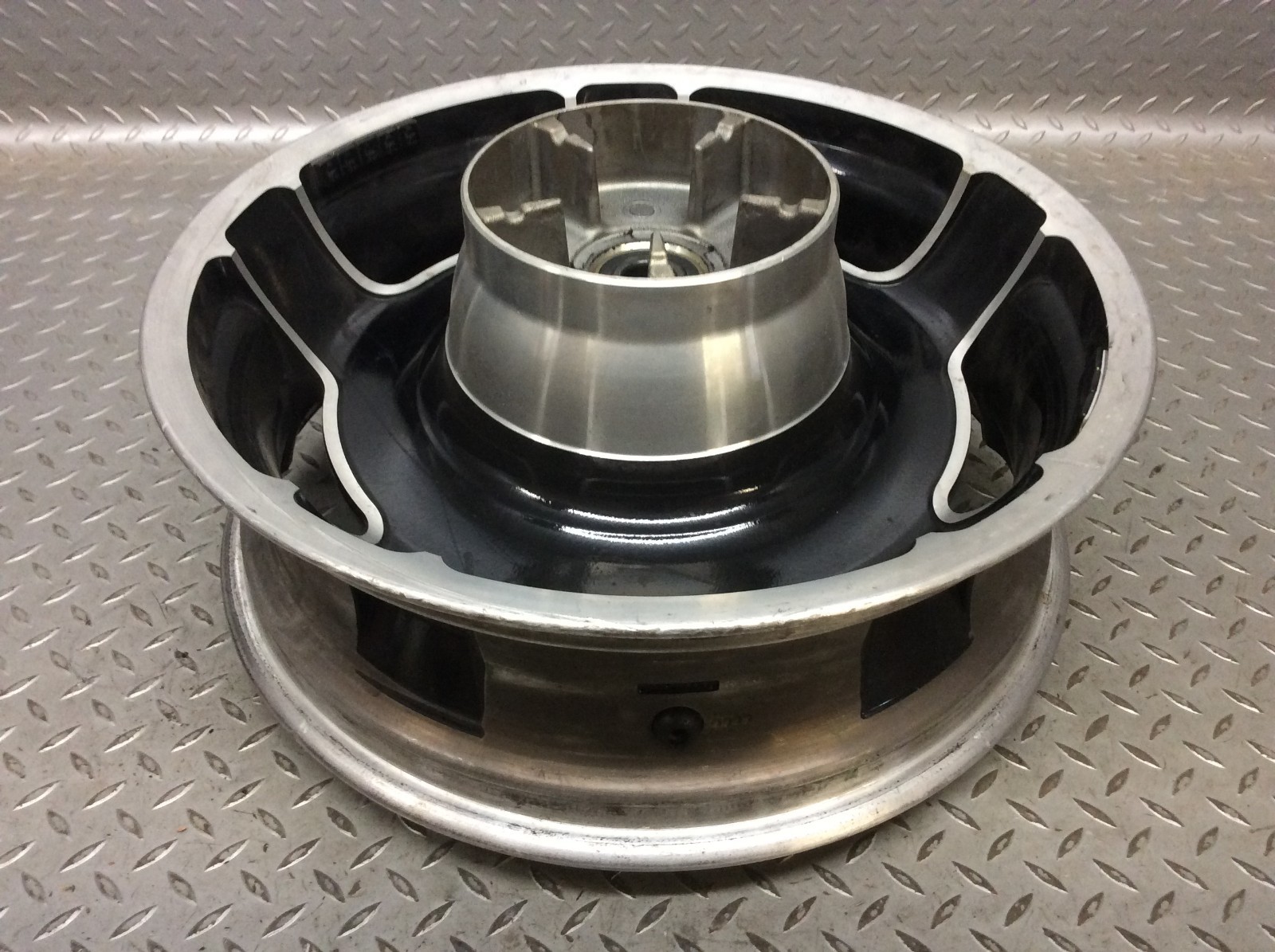 09-25 Harley Davidson Touring 5 Spoke Airstrike Rear Rim Wheel 16×5 25mm