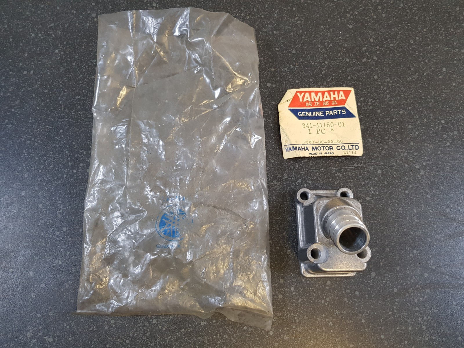 Yamaha TX750 NOS genuine cylinder head breather assembly 341-11160-01