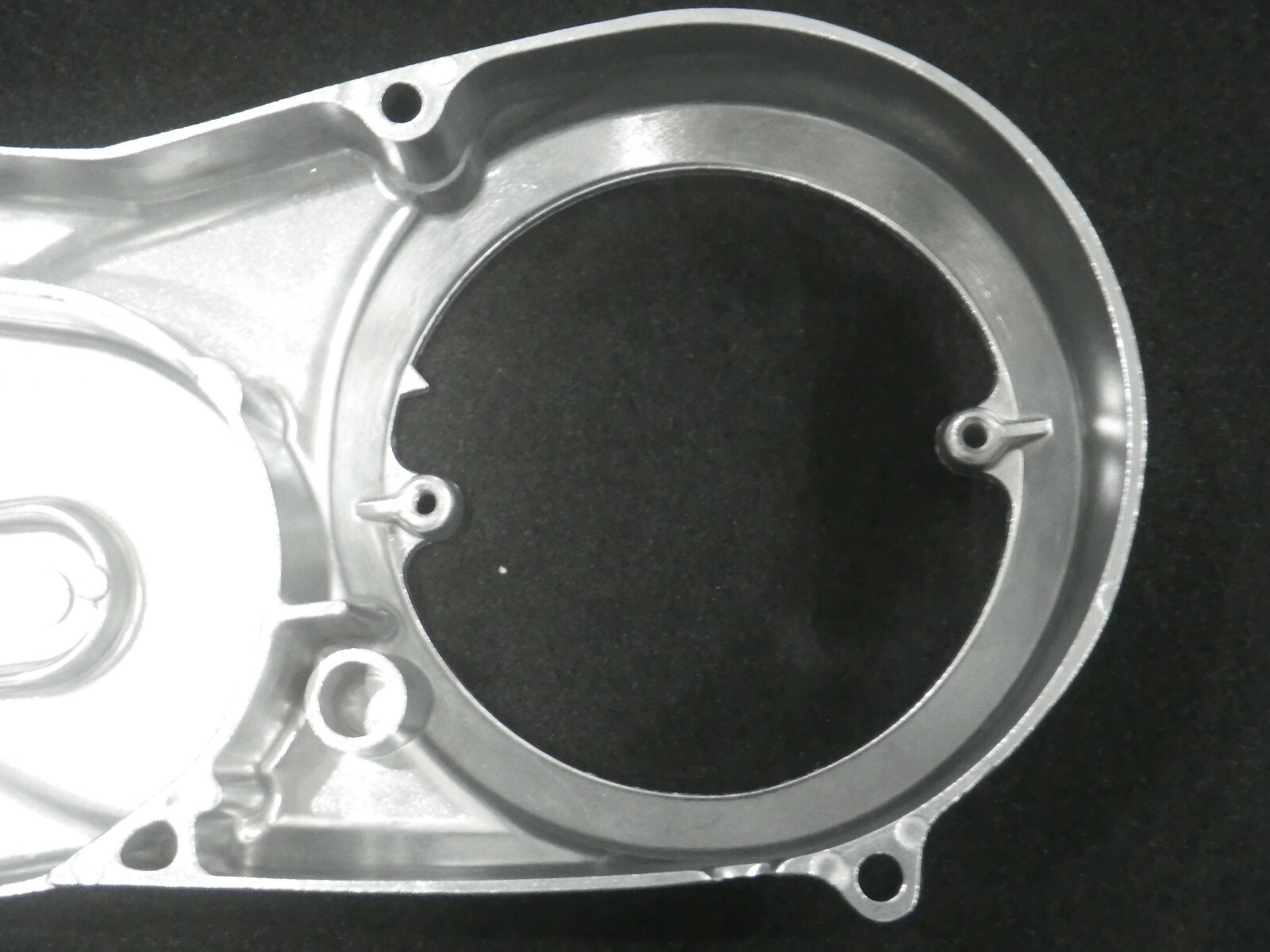 Honda XR75 Engine Left Side Cover 11341-116-000 UnPainted (minor imperfections)
