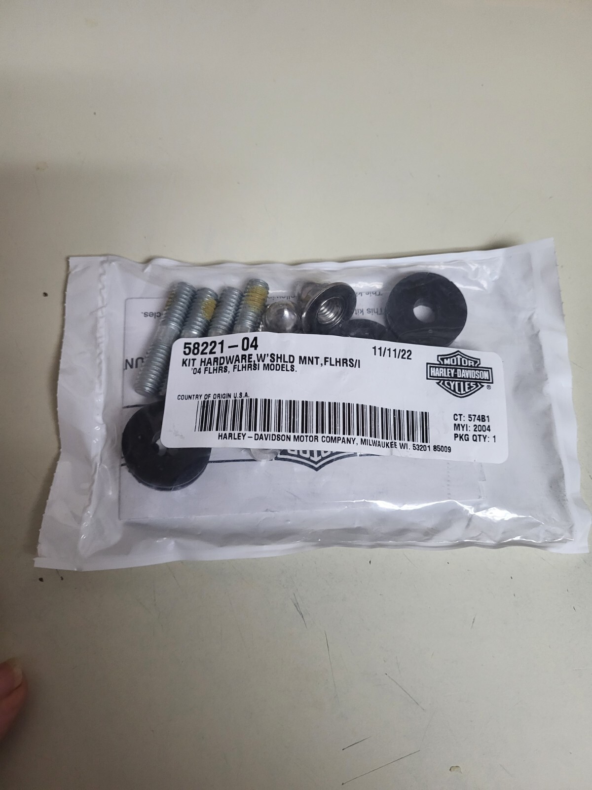 HARLEY SOFTAIL DETACHABLE WINDSHIELD MOUNTING HARDWARE 58221-04 OEM