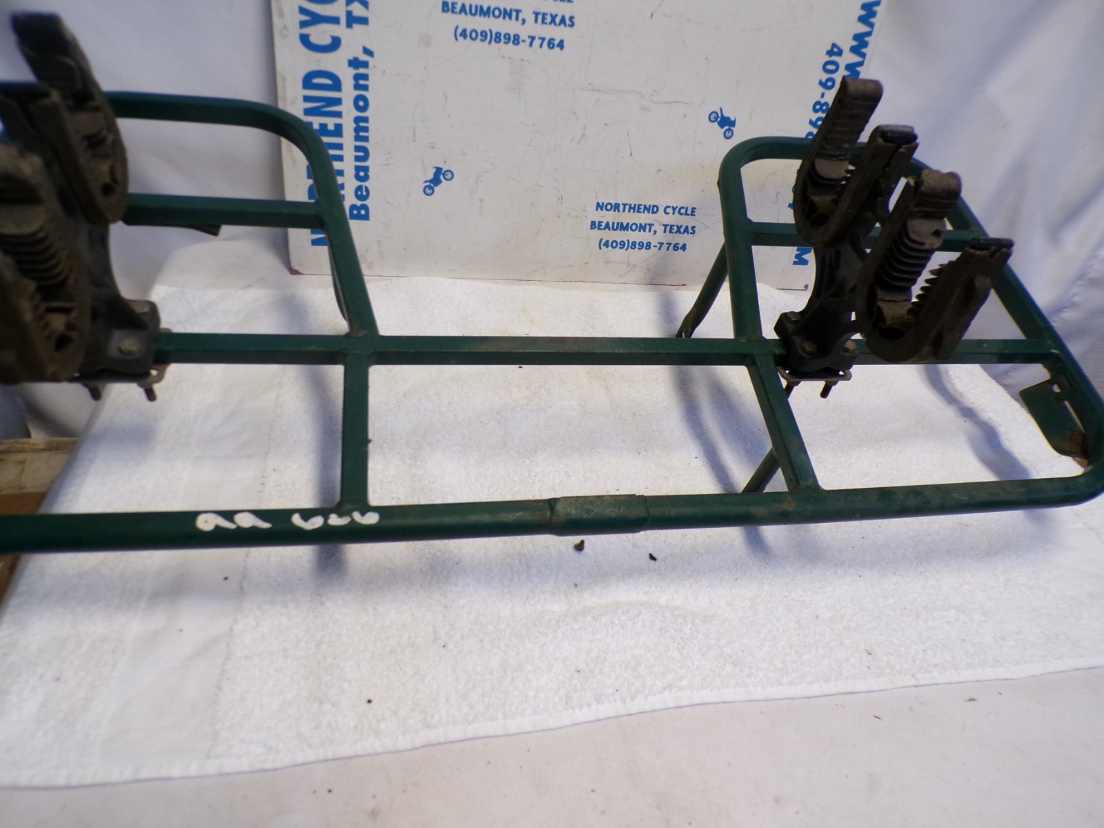 99 Polaris Big Boss 500 6×6 Front Luggage Rifle Rack Storage OEM 2670137