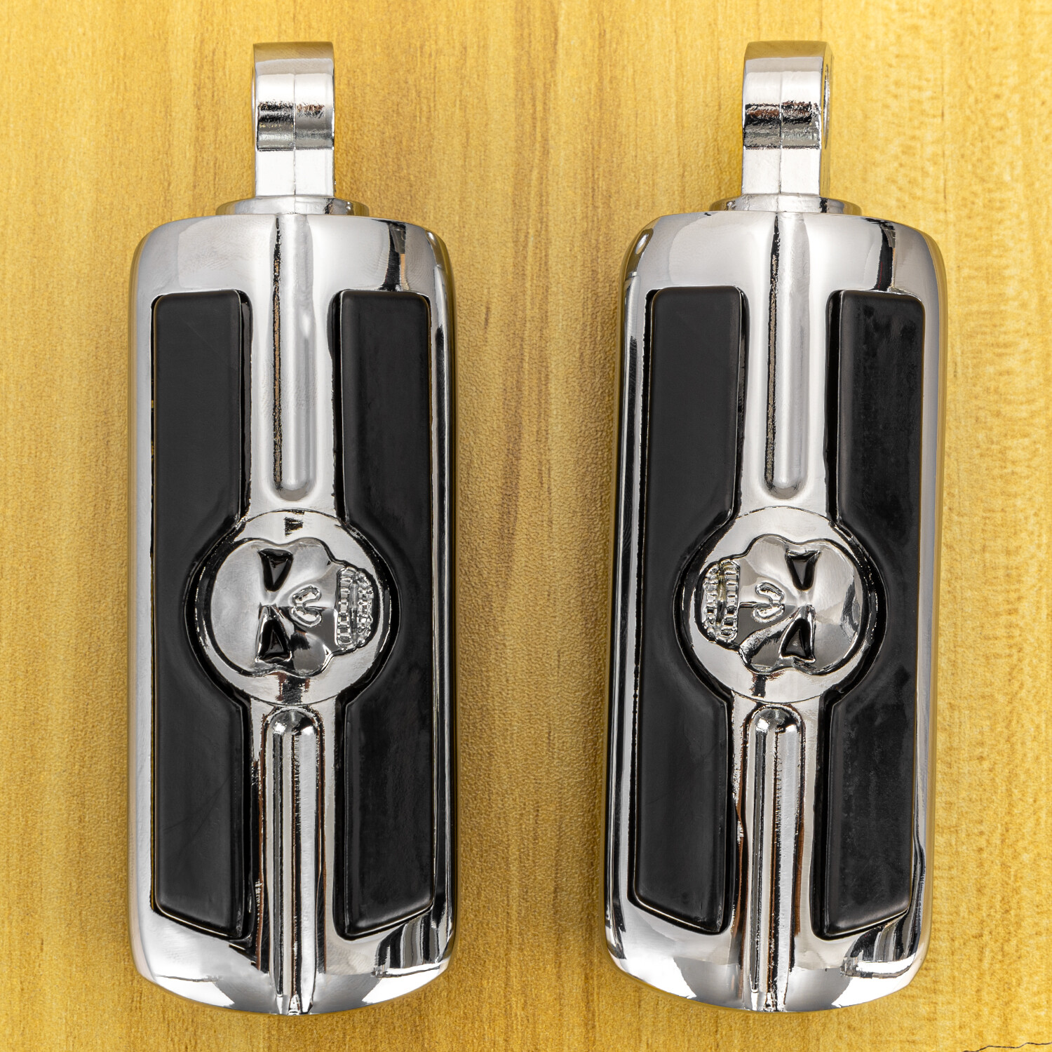 Foot Pegs Male Mount Fit For Harley Touring Softail Dyna Sportster 883 1200