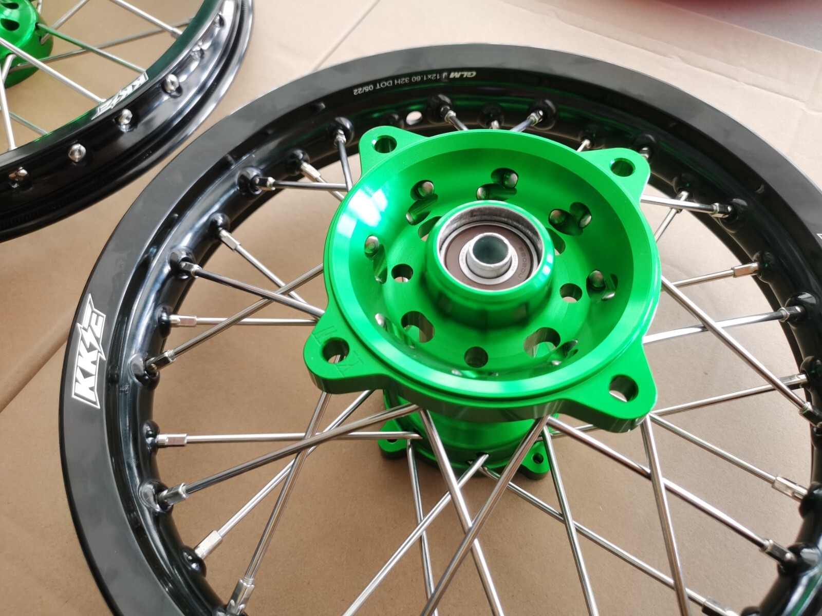 KKE 1.4*14/1.6*12 Mini Dirt Bike Wheels for Kawasaki KX65 2000-2024 Green Hub
