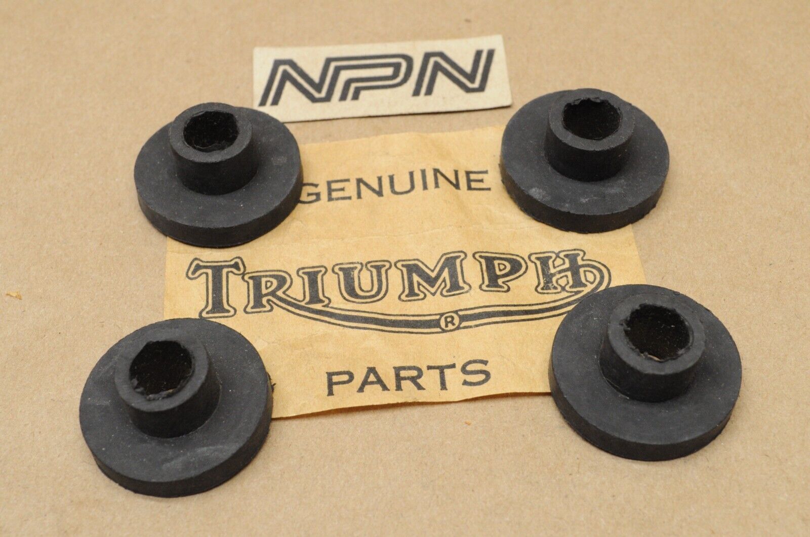 TRIUMPH Fuel Gas Tank Mounting Rubber Damper .38″ x .55″ x 1.1″ NOS Qty 4