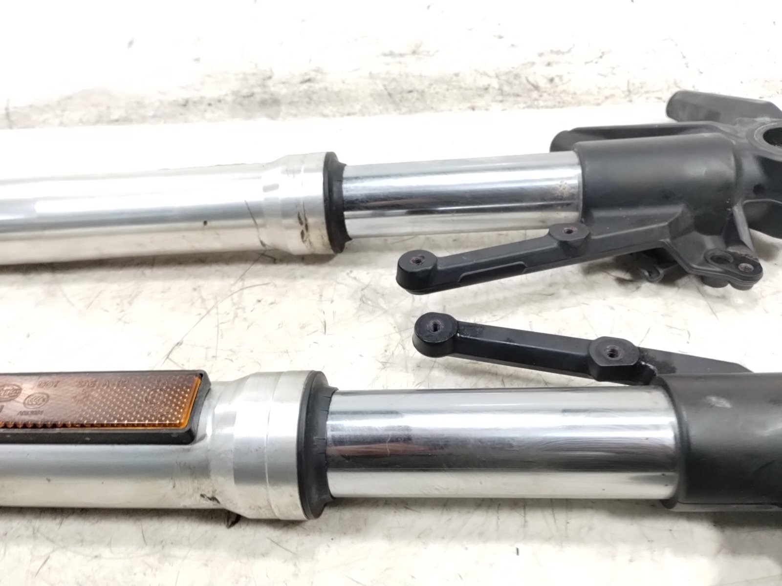2018 Ducati Monster 797 Front Fork Suspension STRAIGHT Forks