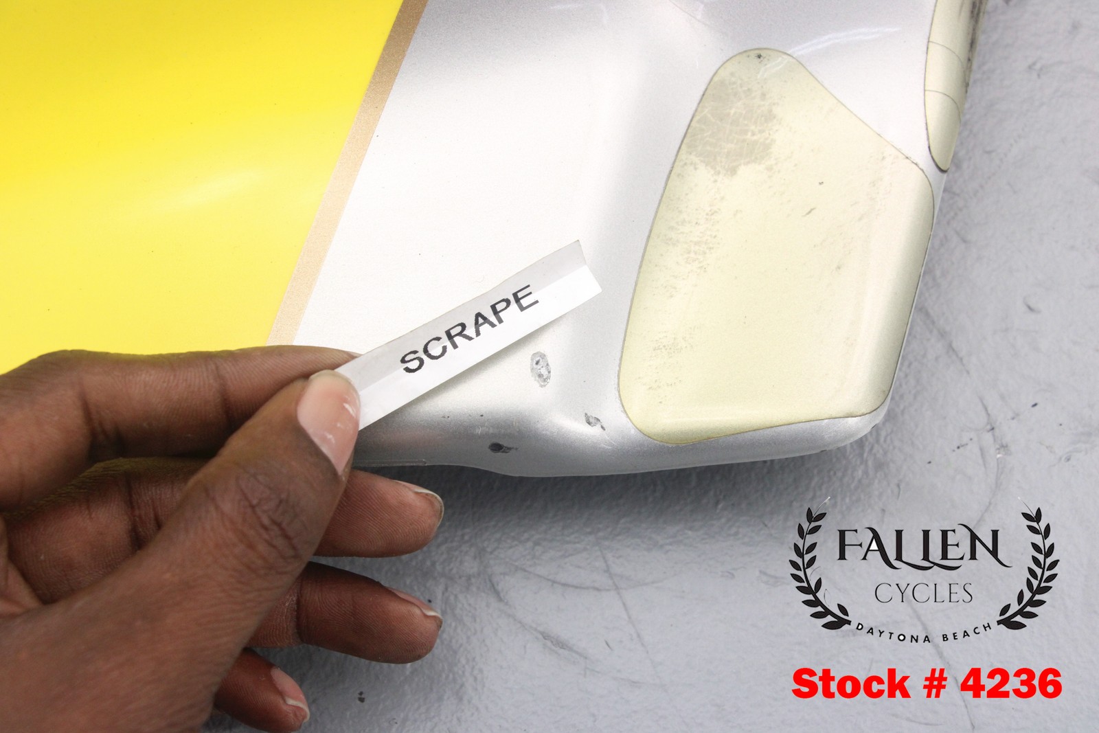 2005 Harley Electra Glide CVO Side Cover Panel Set SUNRISE YELLOW / SILVER #4236