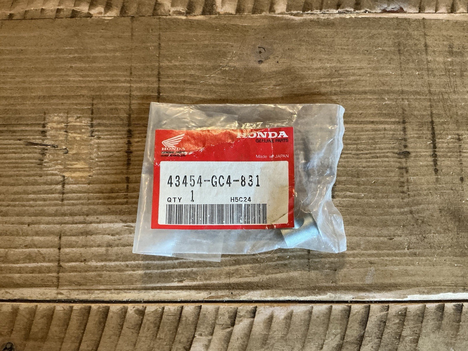 Honda N.O.S. Part # 43454-GC4-831