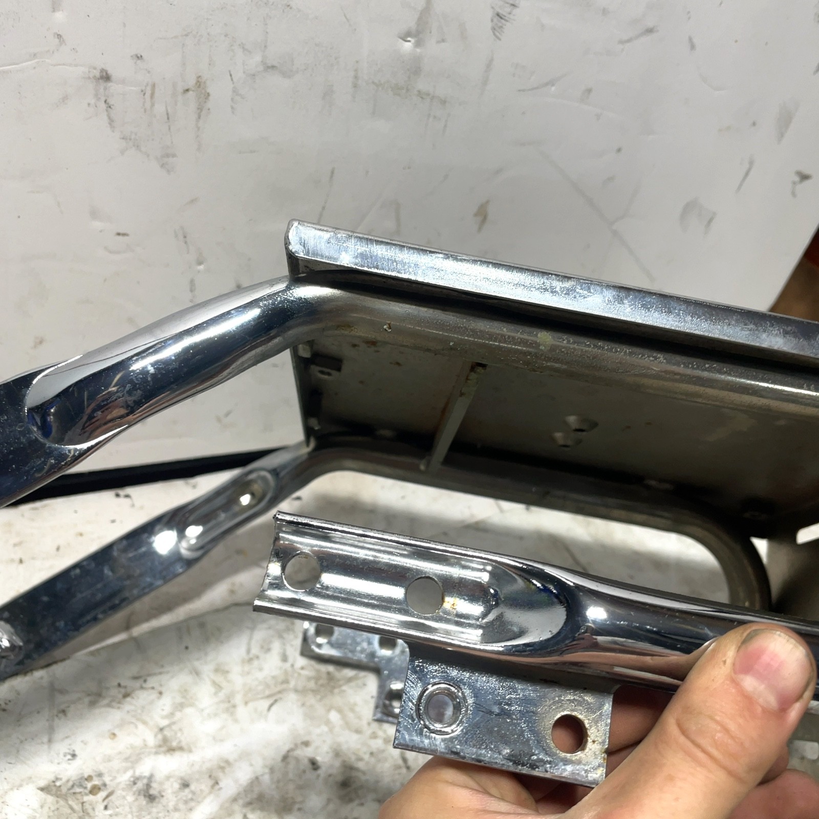 92-96 Harley Touring Luggage Box Tour Pak Mount Support Bracket